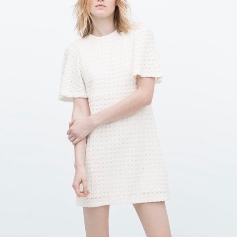ZARA White Crochet Short Cape Sleeve Fitted Mini Dress